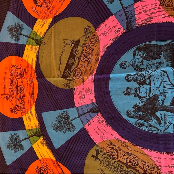 Beautiful Hermes scarf - Picture 9 of 16